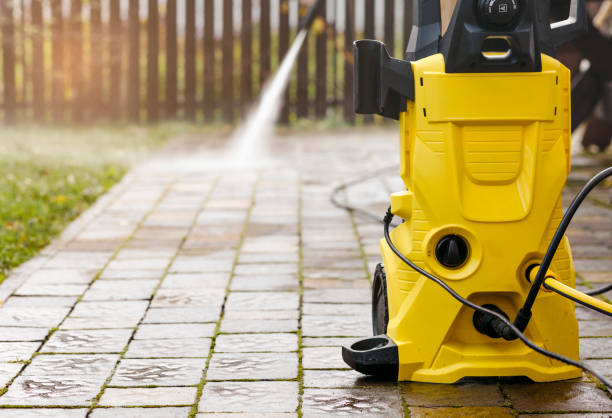 Best Driveway Pressure Washing  in Conroe, TX